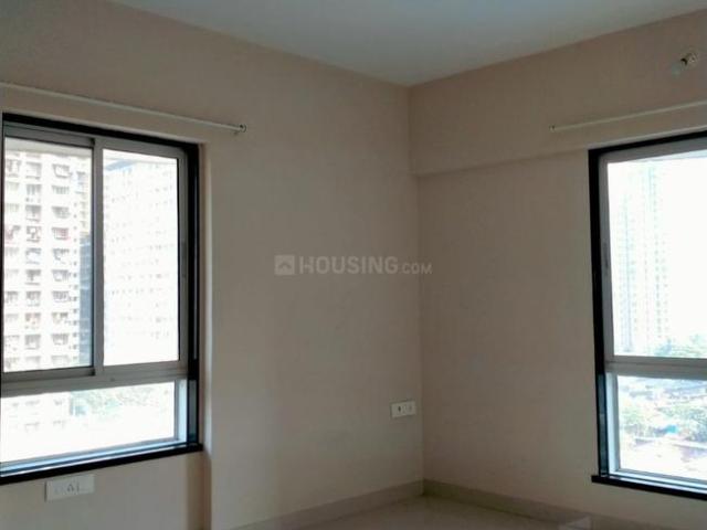 1 BHK Apartment in Malad West for resale Mumbai. The reference number is 16842460