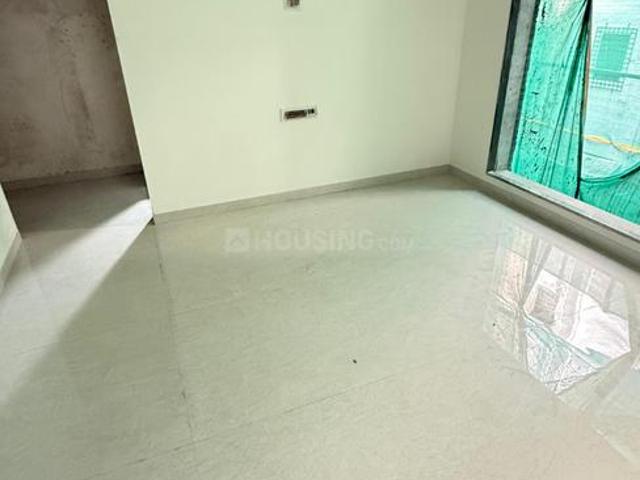 1 BHK Apartment in Malad West for resale Mumbai. The reference number is 17458730