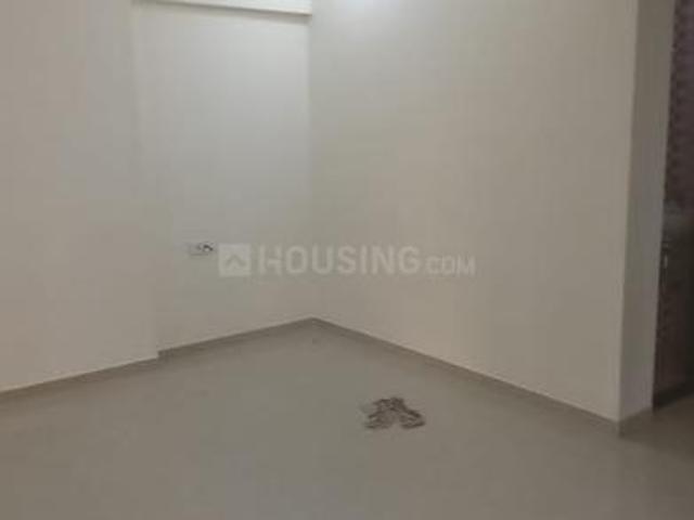 1 BHK Apartment in Malad West for resale Mumbai. The reference number is 17592315