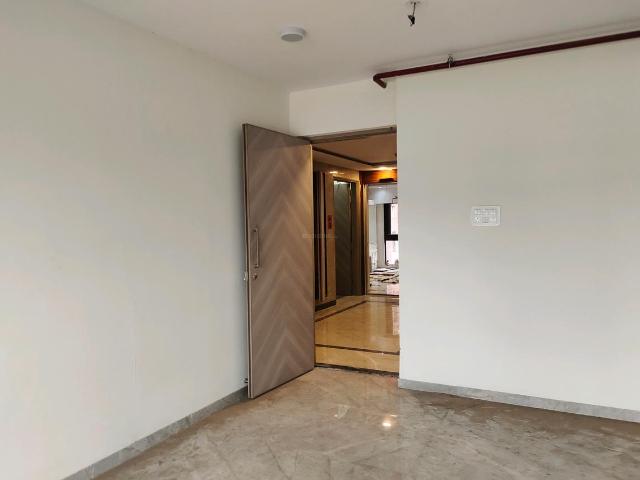 1 BHK Apartment in Malad West for resale Mumbai. The reference number is 17885353