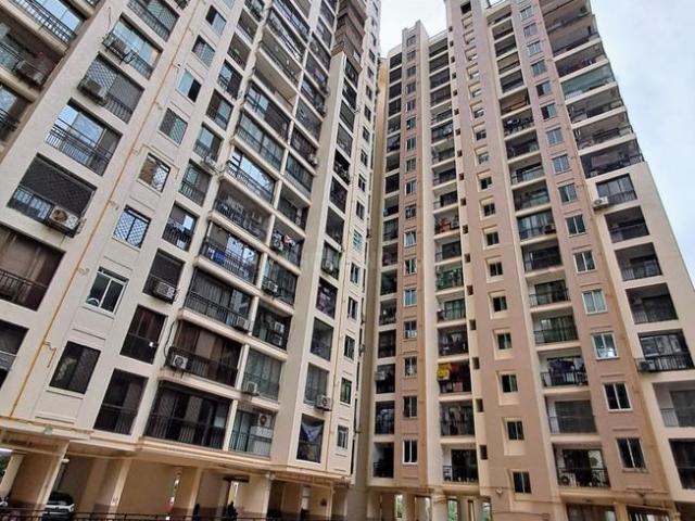 1 BHK Apartment in Malad West for resale Mumbai. The reference number is 17959775