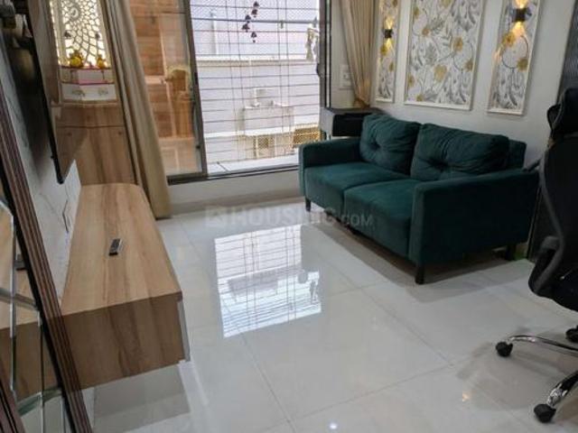 1 BHK Apartment in Malad West for resale Mumbai. The reference number is 19075810