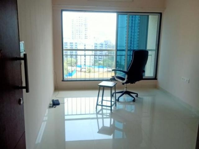 1 BHK Apartment in Malad West for resale Mumbai. The reference number is 19171887