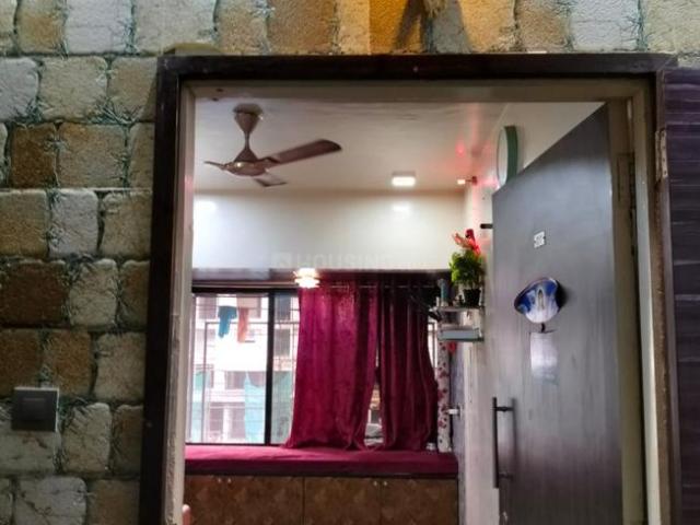 1 BHK Apartment in Malad West for resale Mumbai. The reference number is 19700862