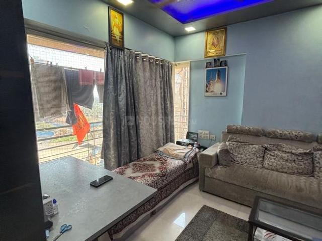1 BHK Apartment in Malad West for resale Mumbai. The reference number is 19997831