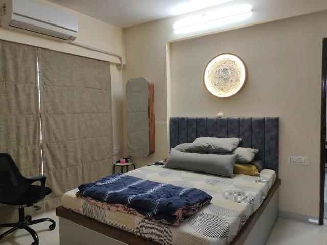1 BHK Apartment in Malad West for resale Mumbai. The reference number is 20015278