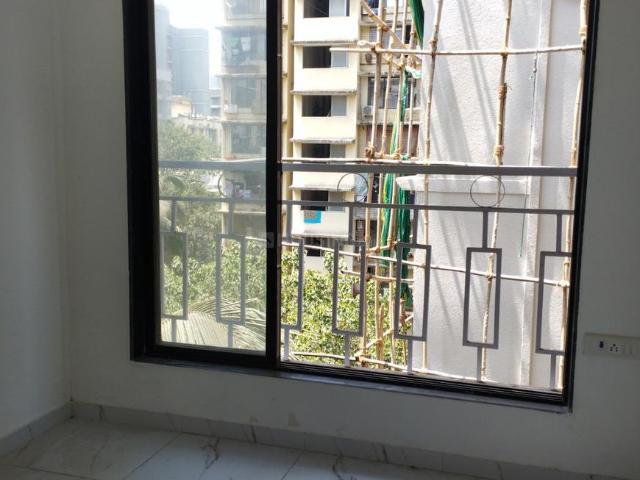 1 BHK Apartment in Malad West for resale Mumbai. The reference number is 20184993