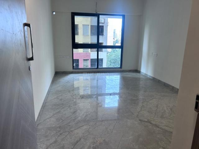 1 BHK Apartment in Malad West for resale Mumbai. The reference number is 20104578