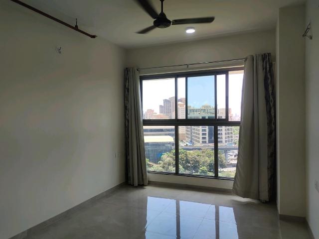 1 BHK Apartment in Malad West for resale Mumbai. The reference number is 20245704