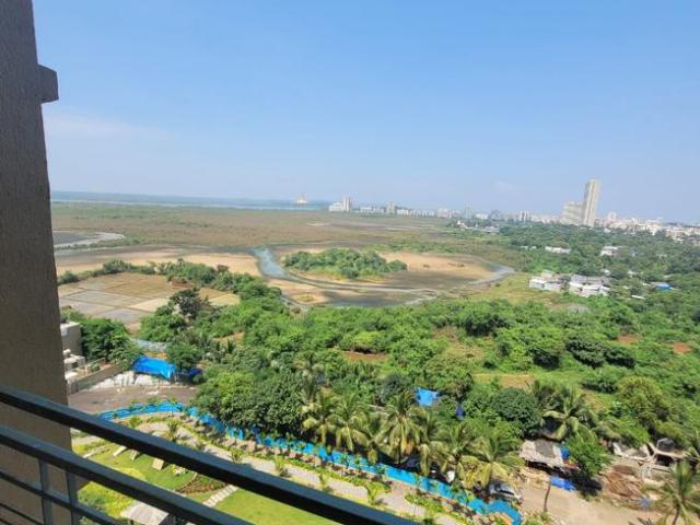 1 BHK Apartment in Malad West for resale Mumbai. The reference number is 20248043
