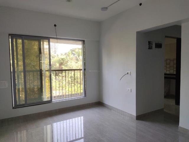 1 BHK Apartment in Malad West for resale Mumbai. The reference number is 20360342