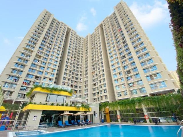 1 BHK Apartment in Malad West for resale Mumbai. The reference number is 20398726