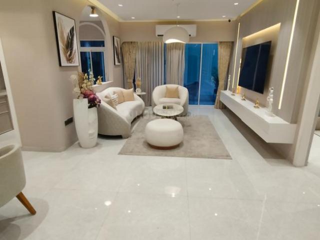 1 BHK Apartment in Malad West for resale Mumbai. The reference number is 20319193