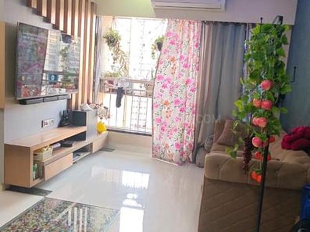 1 BHK Apartment in Malad West for resale Mumbai. The reference number is 20322756