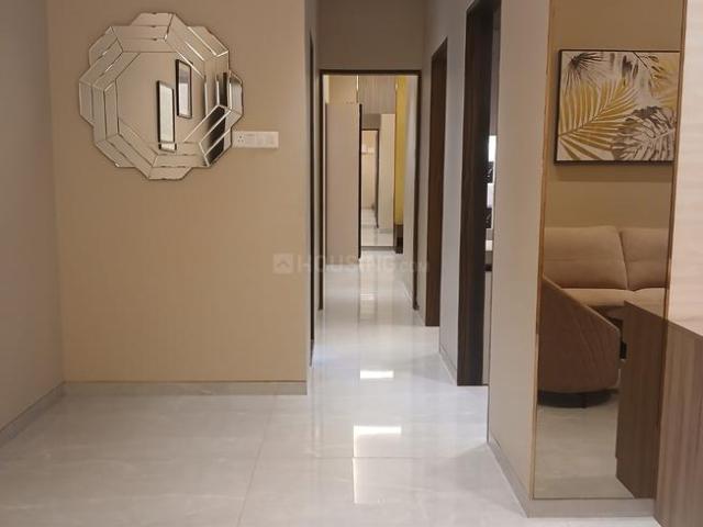 1 BHK Apartment in Malad West for resale Mumbai. The reference number is 20337579