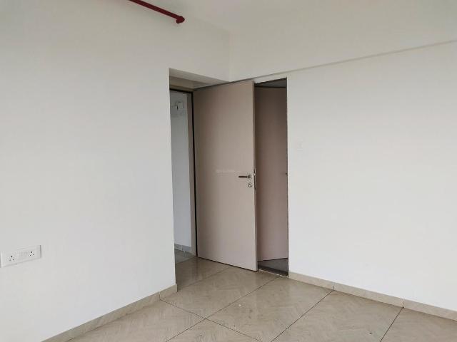 1 BHK Apartment in Malad West for resale Mumbai. The reference number is 20488007