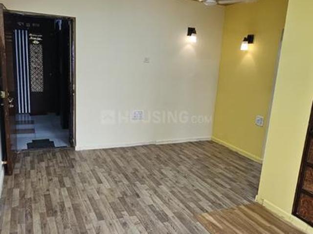 1 BHK Apartment in Malad West for resale Mumbai. The reference number is 20400966