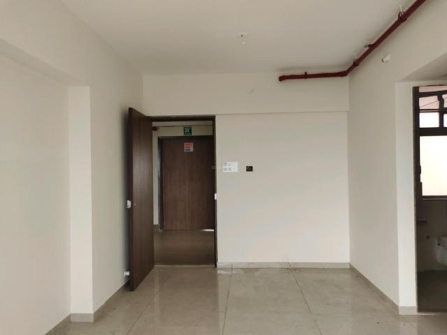 1 BHK Apartment in Malad West for resale Mumbai. The reference number is 20589143