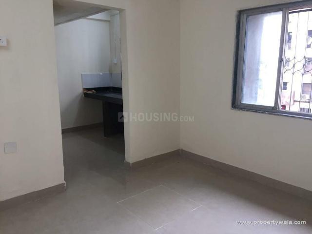 1 BHK Apartment in Malad West for resale Mumbai. The reference number is 20606417