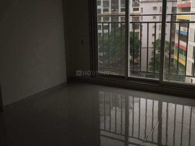 1 BHK Apartment in Malad West for resale Mumbai. The reference number is 20782956