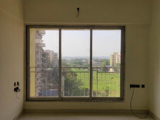 1 BHK Apartment in Malad West for resale Mumbai. The reference number is 20949975