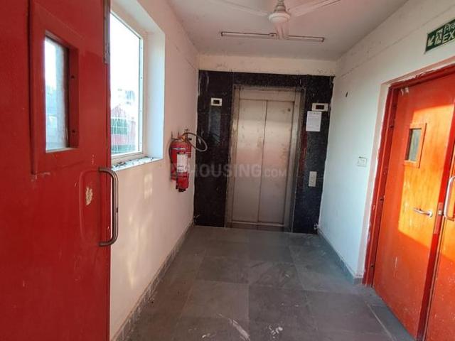 1 BHK Apartment in Manglapuri for rent New Delhi. The reference number is 20387668