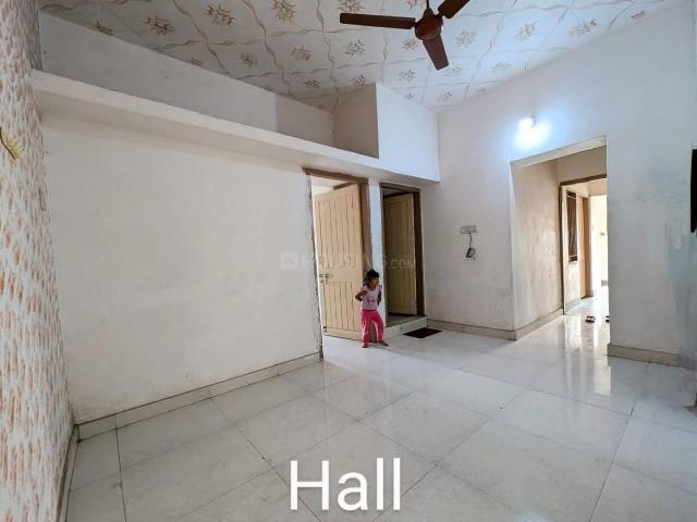 1 BHK Apartment in Maninagar for rent Ahmedabad. The reference number is 20347346