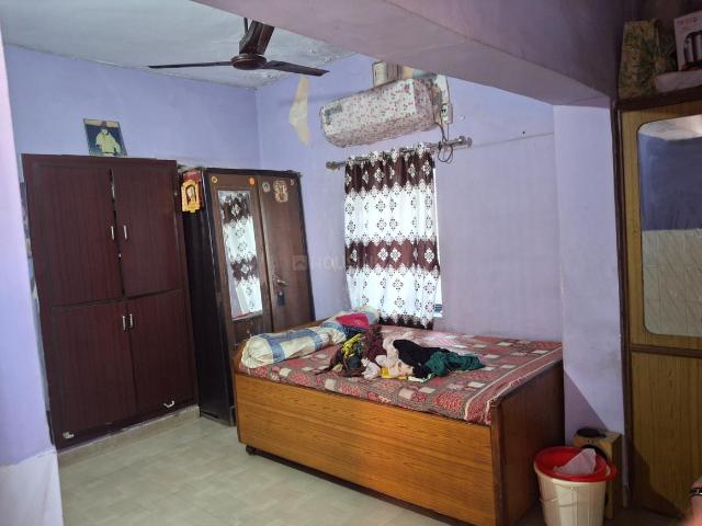 1 BHK Apartment in Maninagar for resale Ahmedabad. The reference number is 19697840