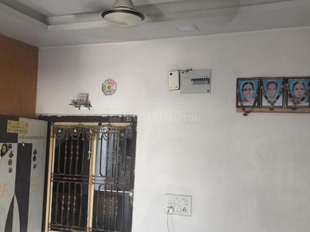 1 BHK Apartment in Maninagar for resale Ahmedabad. The reference number is 20058078