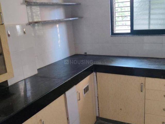 1 BHK Apartment in Maninagar for resale Ahmedabad. The reference number is 20727095