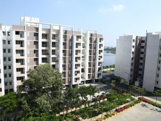 1 BHK Apartment in Medavakkam for resale Chennai. The reference number is 20157776