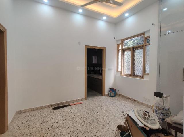 1 BHK Apartment in Mehrauli for resale New Delhi. The reference number is 20031369
