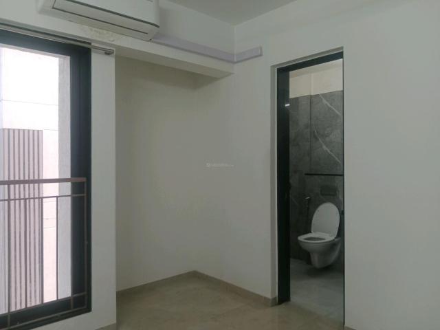 1 BHK Apartment in Mira Road East for rent Mira Bhayandar. The reference number is 18844305