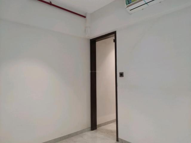 1 BHK Apartment in Mira Road East for resale Mira Bhayandar. The reference number is 12981866