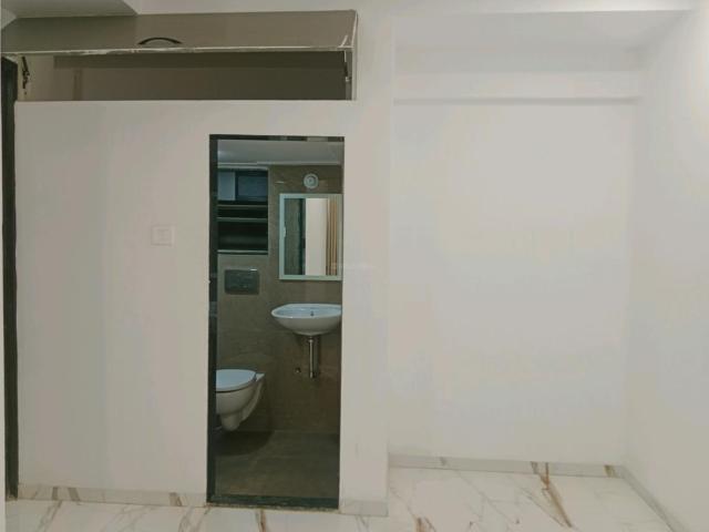 1 BHK Apartment in Mira Road East for resale Mira Bhayandar. The reference number is 13754552