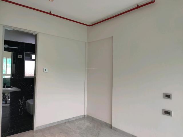 1 BHK Apartment in Mira Road East for resale Mira Bhayandar. The reference number is 15203738