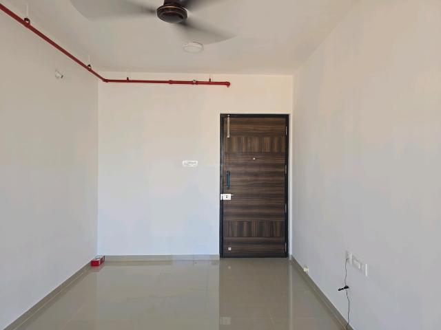1 BHK Apartment in Mira Road East for resale Mira Bhayandar. The reference number is 15204830