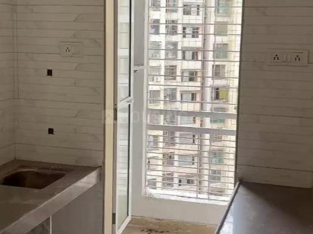 1 BHK Apartment in Mira Road East for resale Mira Bhayandar. The reference number is 15976599