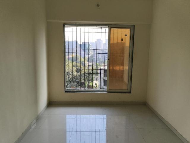 1 BHK Apartment in Mira Road East for resale Mira Bhayandar. The reference number is 18474945