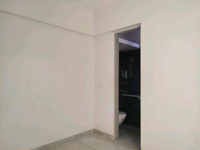 1 BHK Apartment in Mira Road East for resale Mira Bhayandar. The reference number is 18432420
