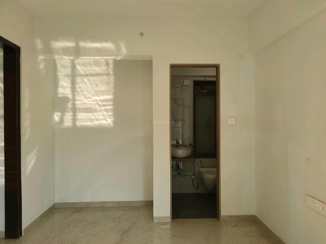 1 BHK Apartment in Mira Road East for resale Mira Bhayandar. The reference number is 18695132