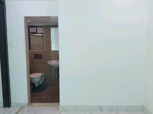 1 BHK Apartment in Mira Road East for resale Mira Bhayandar. The reference number is 19812641