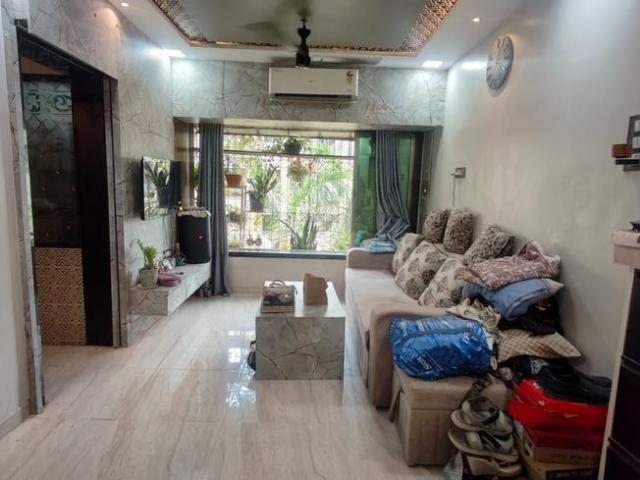 1 BHK Apartment in Mira Road East for resale Mira Bhayandar. The reference number is 20272365