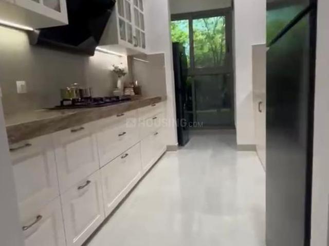 1 BHK Apartment in Mira Road East for resale Mira Bhayandar. The reference number is 20332220