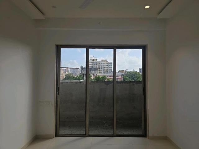1 BHK Apartment in Mira Road East for resale Mira Bhayandar. The reference number is 20333619