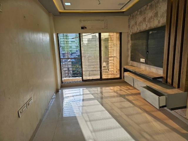 1 BHK Apartment in Mira Road East for resale Mira Bhayandar. The reference number is 20401286