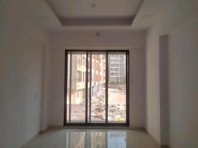 1 BHK Apartment in Mira Road East for resale Mumbai. The reference number is 13290960