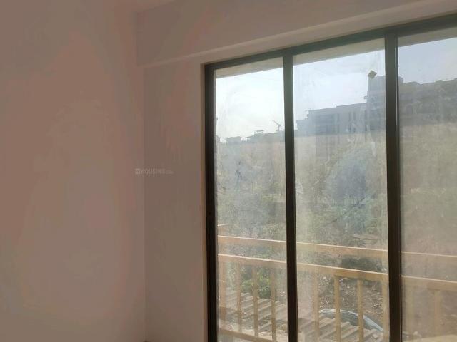 1 BHK Apartment in Mira Road East for resale Mumbai. The reference number is 14341408