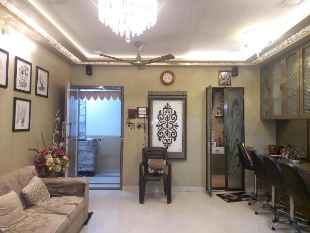 1 BHK Apartment in Mulund East for resale Mumbai. The reference number is 13546840