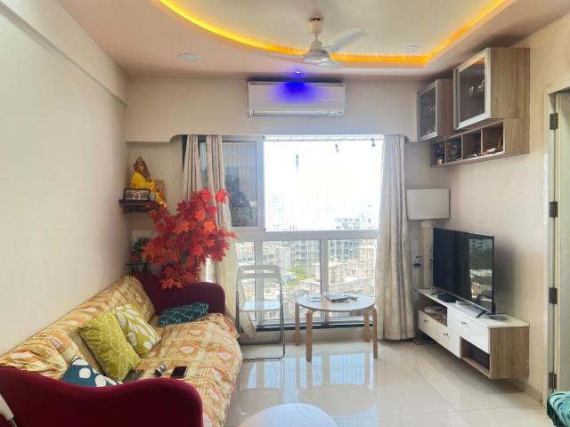 1 BHK Apartment in Mulund East for resale Mumbai. The reference number is 14430631